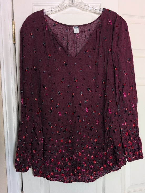 Old Navy Tops - Old Navy Maroon Floral V-Neck Blouse